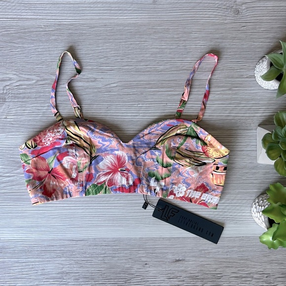 LF tropical print crop top size XS NWT - Picture 2 of 16